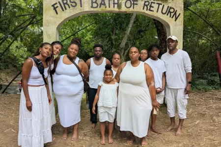 The Cape Coast Day tour with Assin Manso Slave River bath